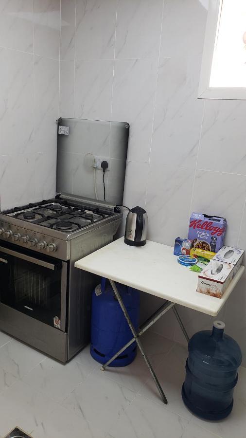 Yahia Guest House Abu Dhabi Eksteriør bilde