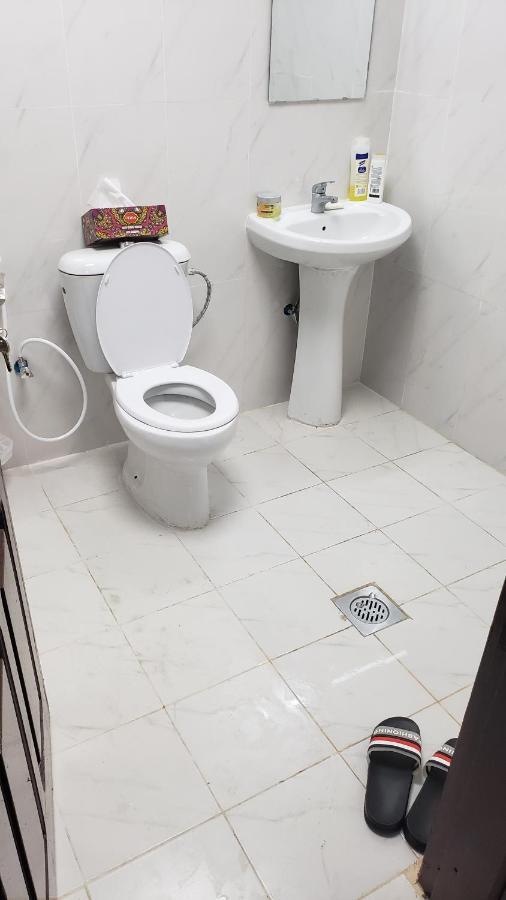 Yahia Guest House Abu Dhabi Eksteriør bilde
